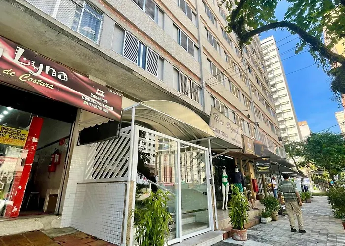 Lindo apartamento no centro de Guarujá